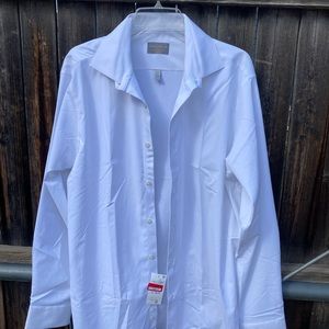 BNWT Perry Ellis slim fit white dress shirt
